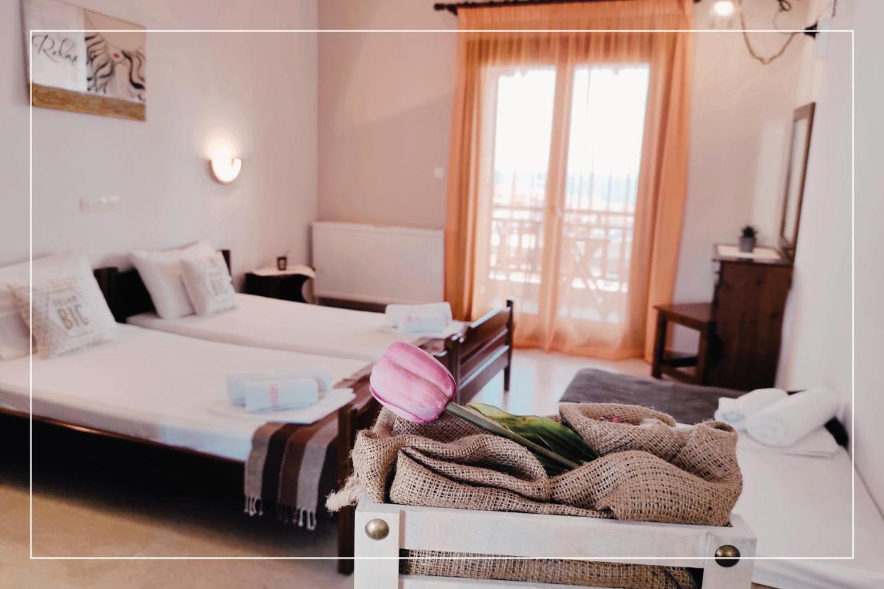 Hotel Alexandra เนอาโรดา ภายนอก รูปภาพ